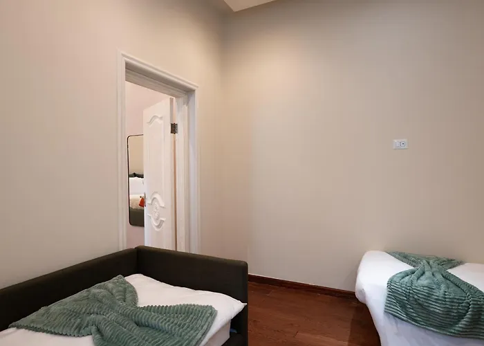 Casa Amedeo - Family Near Termini Apartment