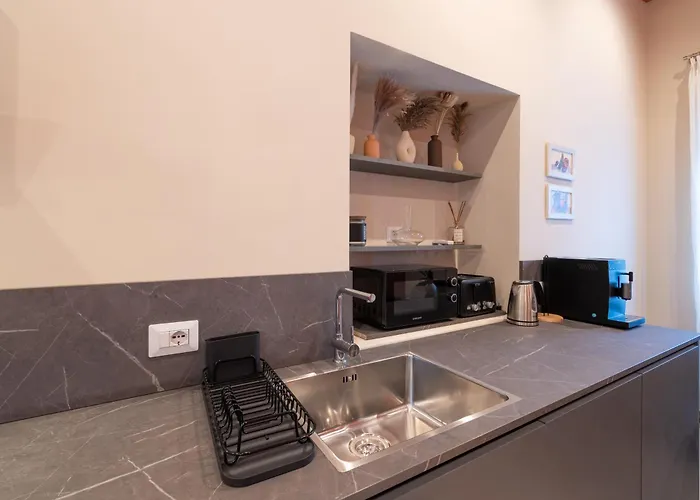 Casa Amedeo - Family Near Termini Apartment *